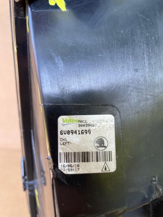 фото №11, Галоген левый перед переднее skoda fabia 3 iii 6v 6v0 14-18 r. 6v0941699