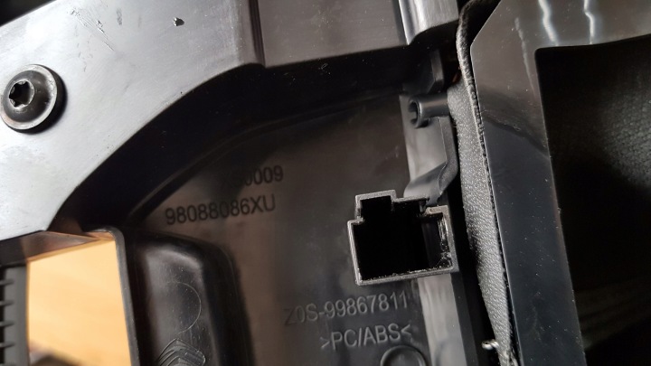 фото №6, Рамка тунелю середнього peugeot 308 t9 98088086xu