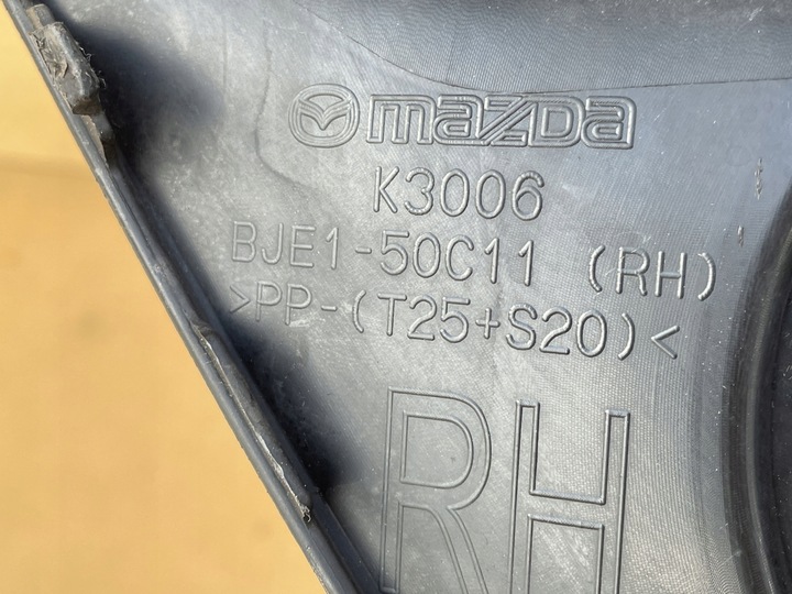 фото №6, Решётка бампера правая mazda iii 3 bm 13-