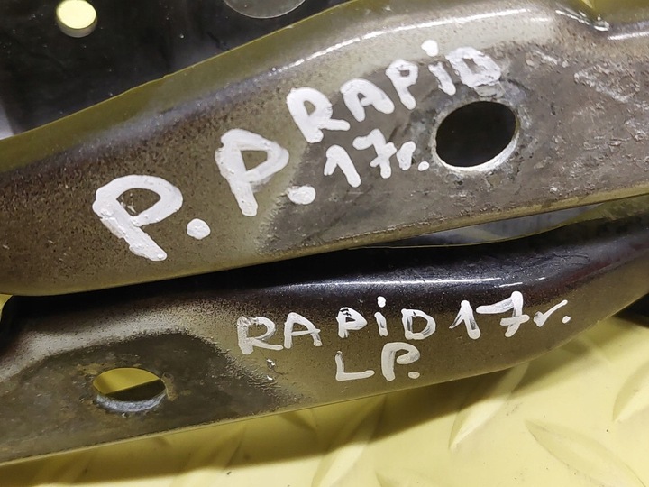 фото №6, Skoda rapid ii петля капота перед
