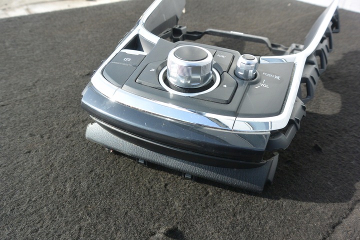 фото №9, Панель керування радіо накладка тунелю mazda cx9