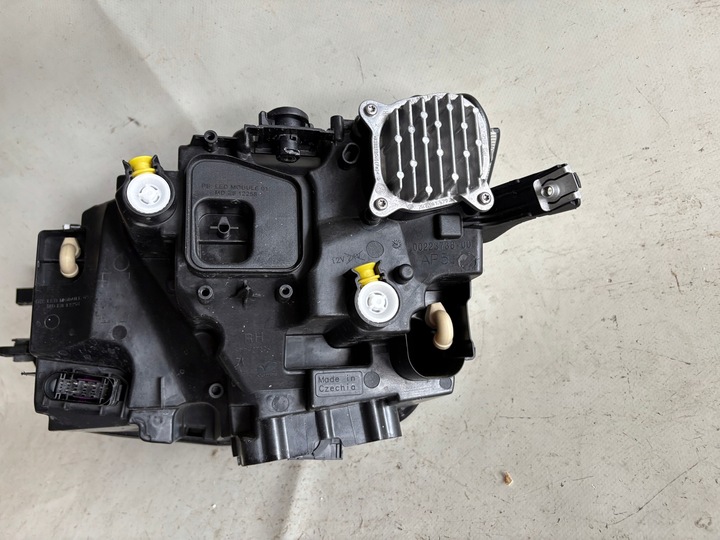 фото №15, Vw taigo 2g7941036c повний led права лампа передня