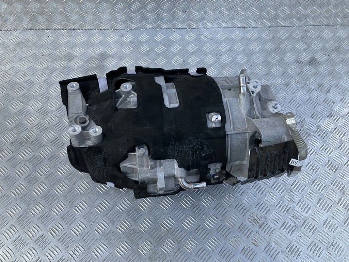 фото №8, Двигатель электрический volvo ec40 c40 e400v2 5000 km