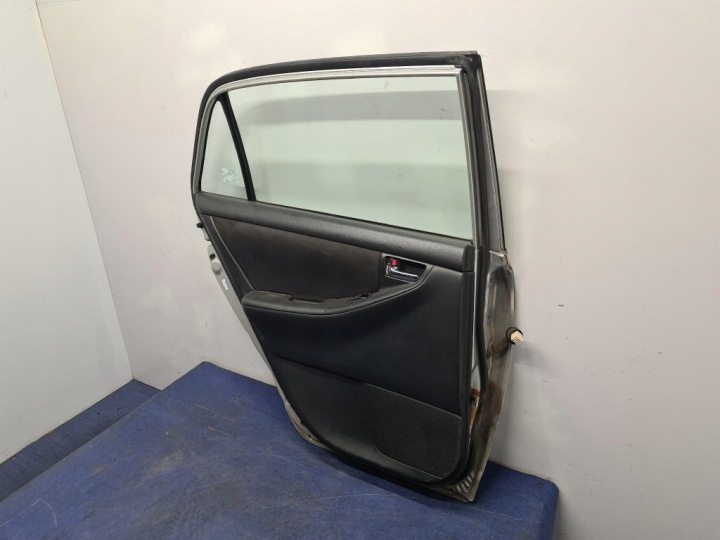 фото №10, Toyota corolla e12 1.4 d-4d дверь зад левое 1c0