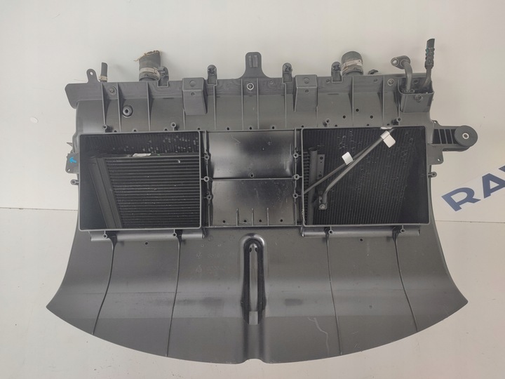 фото №13, Радиатор балка ferrari roma f169