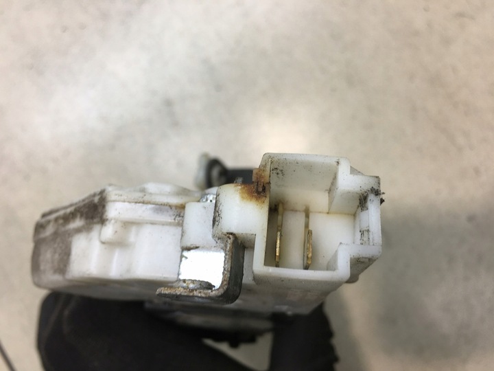 фото №6, Замок дверь левый зад almera n15 2 pin 8255361u01