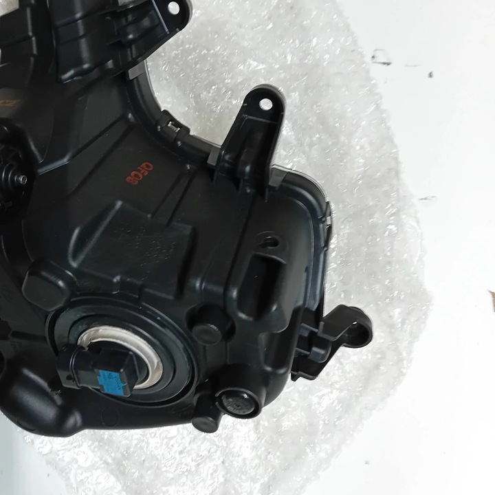 фото №11, Hyundai i20 ii купе 14- галоген лампа протитуманна права перед нова oem