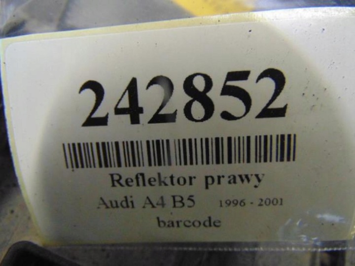 фото №11, Audi a4 b5 sedan фара правое 8d0941004e