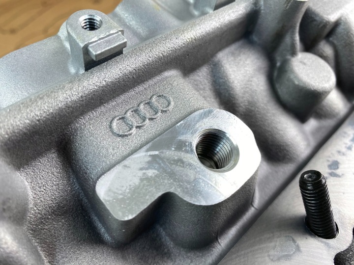 фото №15, Gd audi s6 s8 4.2fsi головка вал новая оригинальная