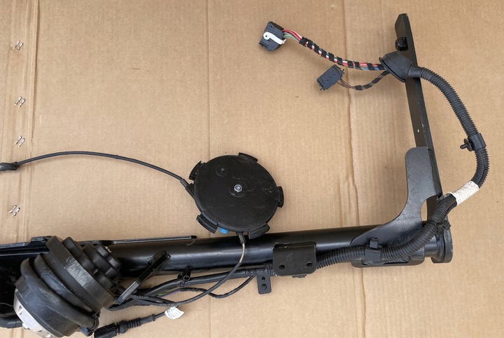 фото №3, Hak буксирувальний установка vw golf 7 vii 5g0803880c новий оригінал