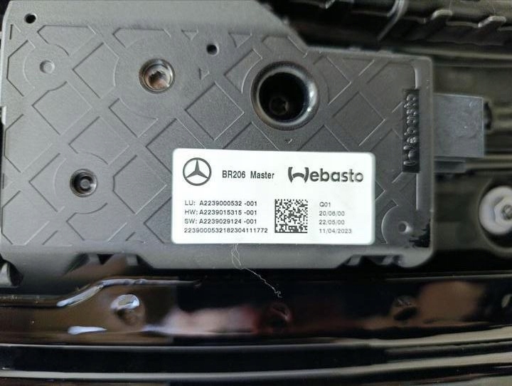 фото №13, Mercedes-benz eqe v295 2023 люк комплект a2239005128