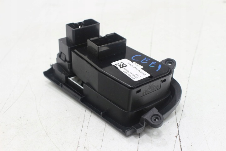 фото №9, Панель перемикач світла 93300-a2140wk ceed ii