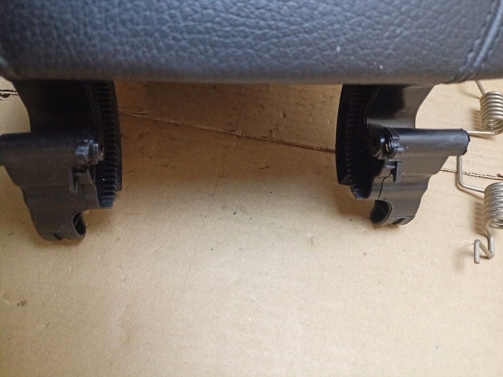 фото №7, Підлокітник тунелю середнього bmw 3 f30 2014