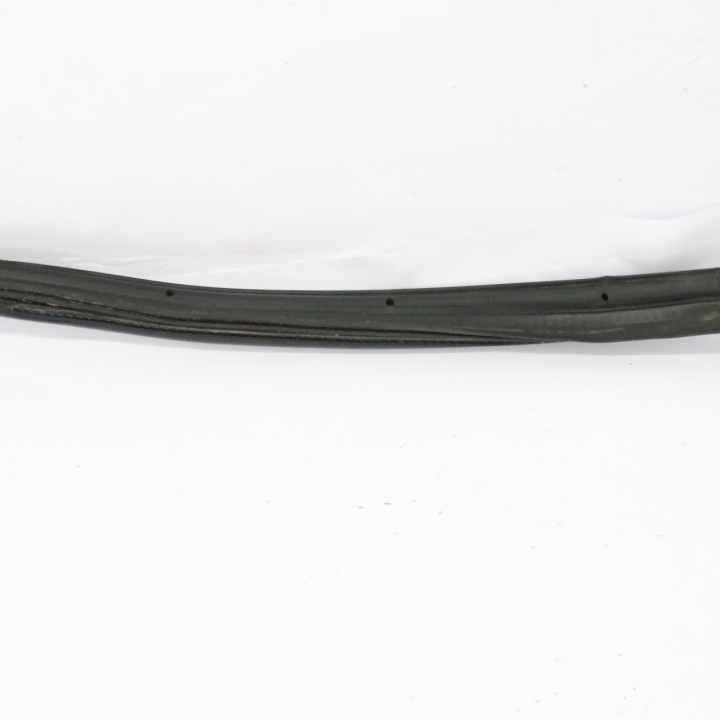 фото №12, Mercedes c204 купе ущільнювач кришки кришки багажника a2047500698