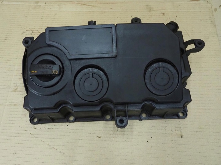фото №8, Кришка клапанів vw passat b6 audi 2.0tdi 03g103469g