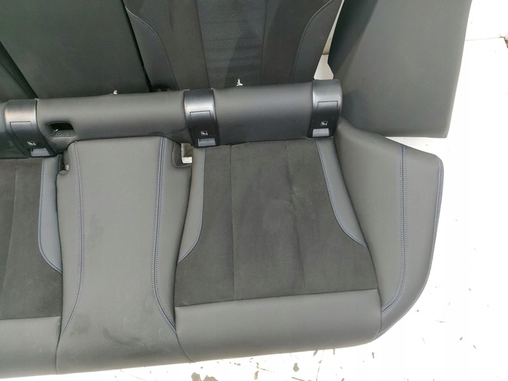 фото №13, Bmw i4 g26 4 гран купе, 2023 сиденья диван кожаные алькантара перед зад