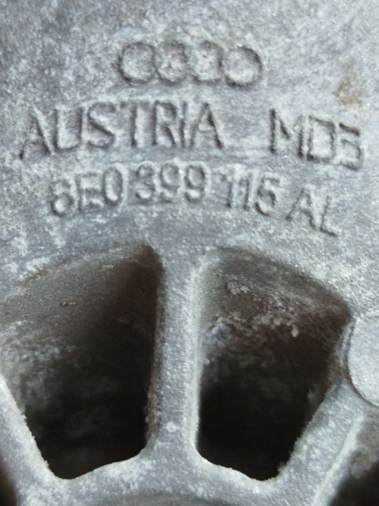 фото №6, Подушка коробки коробка передач audi a4 s4 b7 8e 8h 8e0399115al
