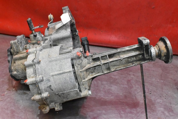 фото №8, Коробка передач коробки передач duj vw transporter t4 2.5 tdi 88 km 90-03