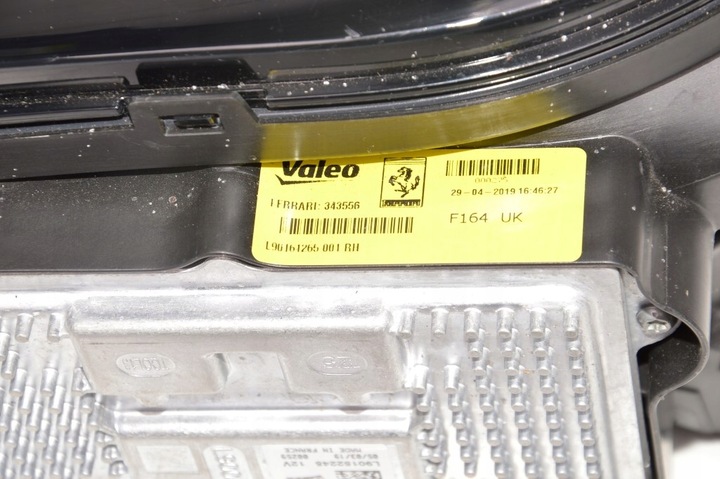 фото №13, Ferrari portofino f164 лампа правый перед rhd