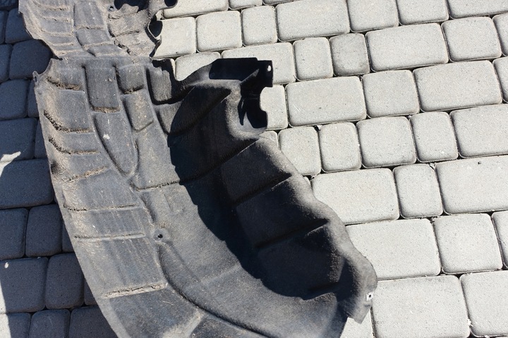 фото №7, Audi a4 b9 рестайлинг sedan подкрылок зад задние левая защита 8w0810171k