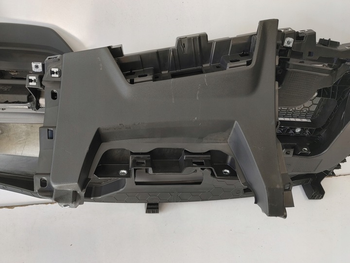 фото №9, Панель капот консоль audi q4 e-tron 89b857033