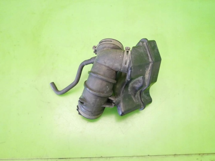 фото №8, Труба трубка  воздуха mazda 626 iv ge 1.8 92-97
