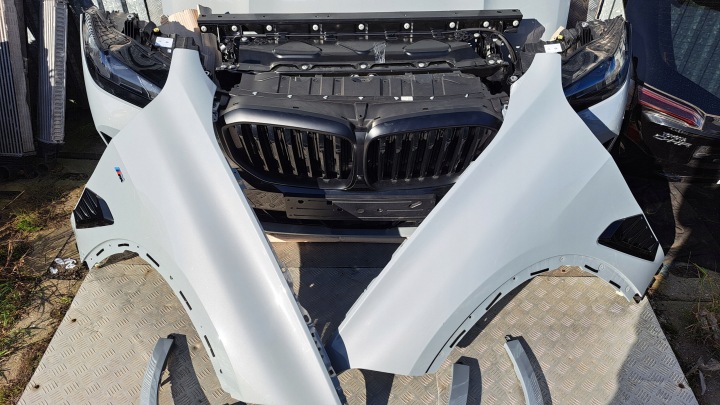 фото №15, Bmw x5 g05 lci 30dx м-пакет перед капот передняя панель бампер лампы c4p