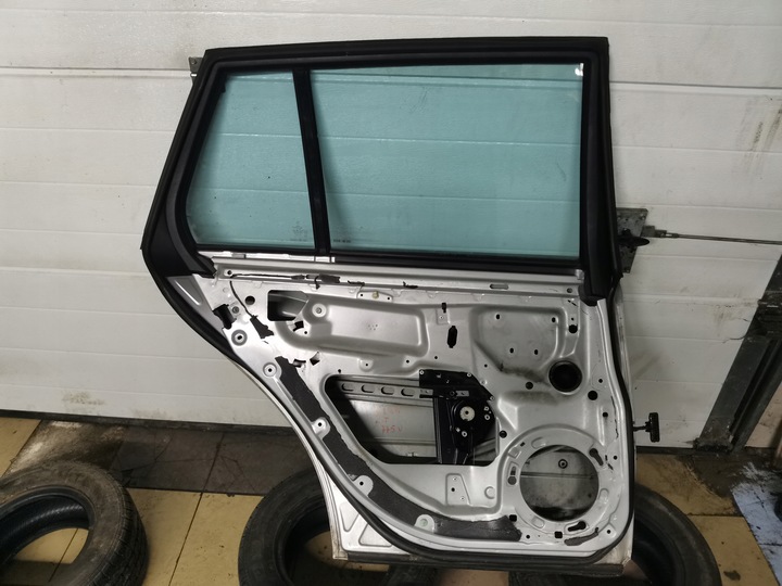 фото №16, Дверь левый зад универсал mercedes w211 e класс рестайлинг avantgarde цвет 775 775u