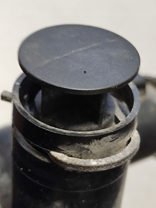 фото №6, Штуцер воды citroen peugeot 1.6 ehdi 9684589080 1336aw