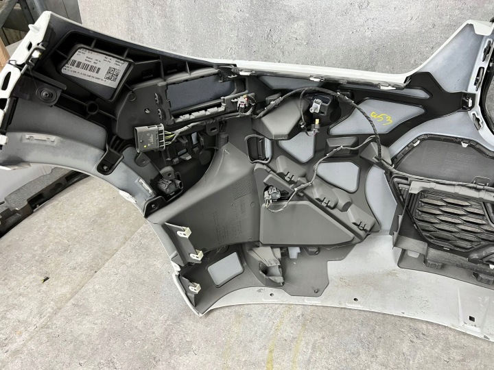 фото №13, Бампер bmw x1 u11 6x pdc камера комплектный перед белый 9881907