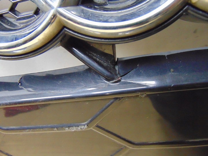 фото №11, Решётка решётка радиатора audi a4 b9 s-line 8w0853651eb