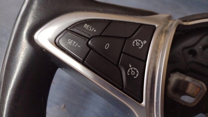 фото №13, Руль кожаный dacia sandero iii stepway 484004420r состояние jak новый