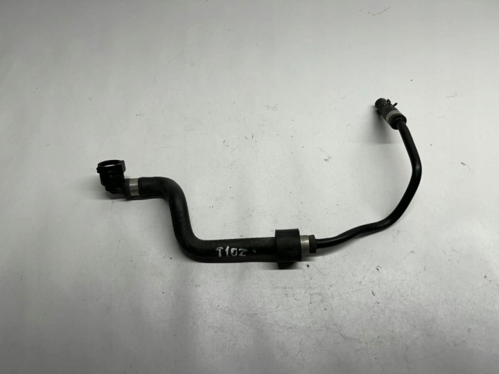 фото №9, Bmw 7 f01 f02 f03 f04 трубка  водяной турбокомпрессора 7619700 2014 4400cm3