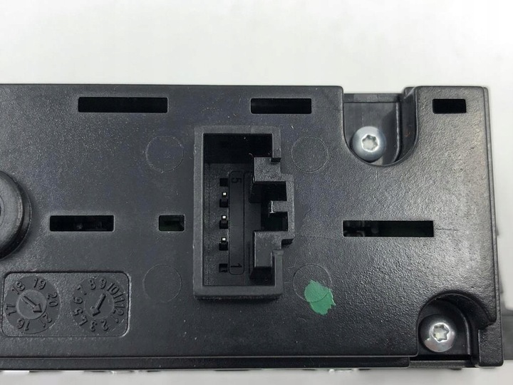 фото №8, Перемикач багатофункціональний e-tron 50 4ke 4n0925301