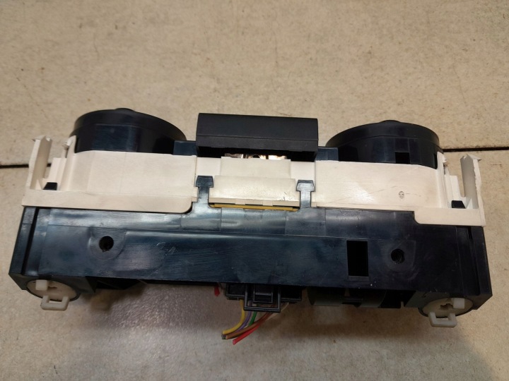 фото №6, Панель воздуховод vw polo iv 1.2 6q0819045p