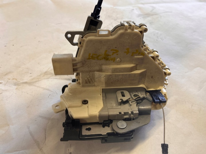 фото №1, Seat leon ii замок дверь левый перед 7 pin 1p1837015b