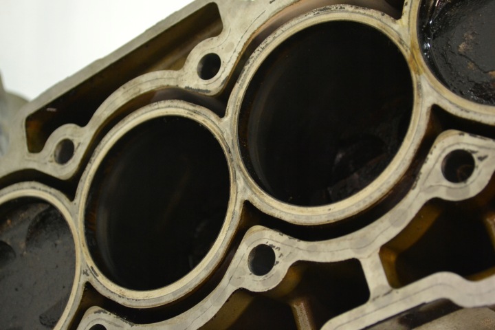 фото №15, Блок двигателя mini r55 r56 citroen c3 picasso v57899480 1.6 vti