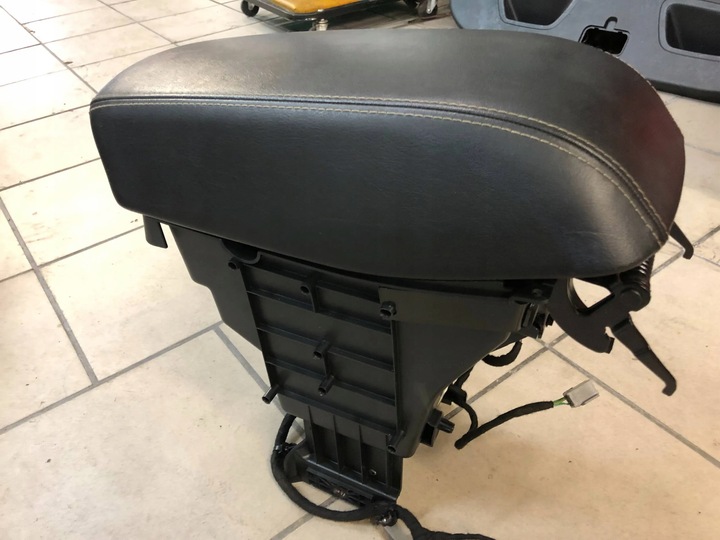 фото №13, Подлокотник w туннель jeep cherokee kl 1wz47trmaa