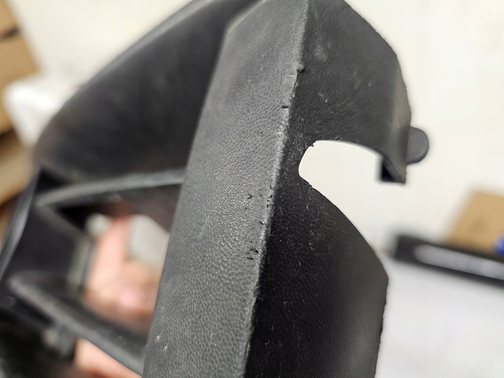 фото №10, Volkswagen polo iv решётка бампера правая перед 6q0853666c