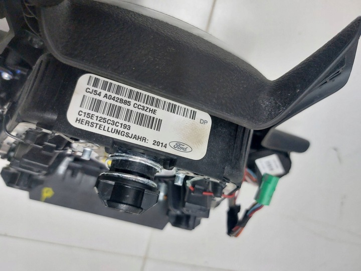 фото №8, Kuga mk2 втулка стабилизатора 13-19r панель консоль подушки подушка безопасности ремни оригинал европа