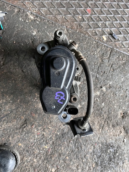 фото №3, 12 renault koleos ii суппорт тормозной tl 32353311c