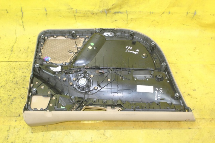 фото №8, Оббивка боковина двері праві перед porsche cayenne ii 7p5867012c