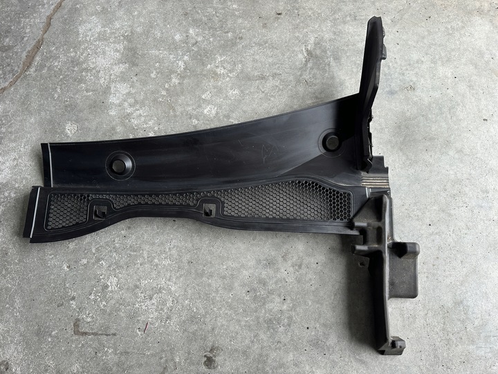 фото №1, Opel mokka b панель под лобовым стеклом левая