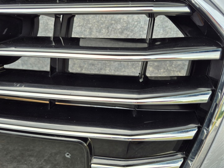 фото №8, Audi a6 c7 рестайлинг s-line бампер перед 4x pdc 4g0