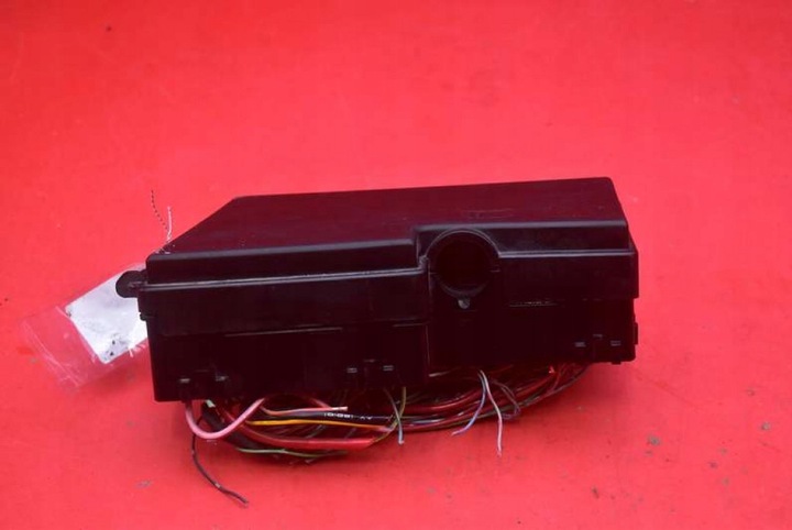 фото №5, Коробка запобіжників 518818109 mazda 3 1 i bk 2.0 16v 150 km 03-06