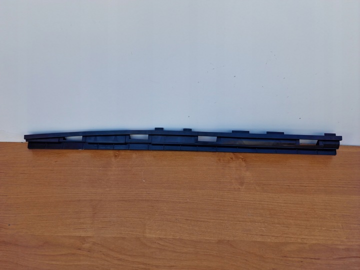 фото №2, Mercedes gls w167 держатель планки пороговой зад rh оригинальный номер