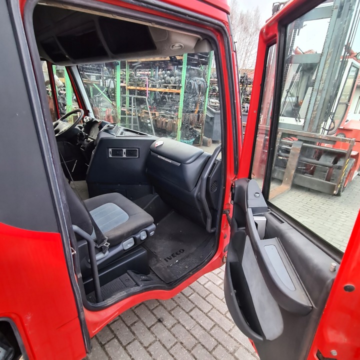 фото №9, Кабина bez дверь iveco stralis e5 механическая