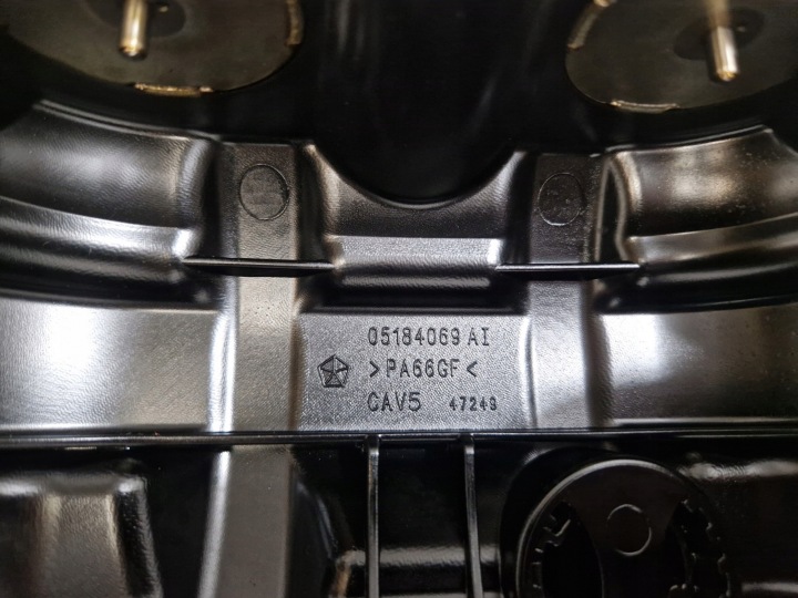 фото №6, Dodge charger 2019 3.6 v6 крышка клапанов левая 05184069ai