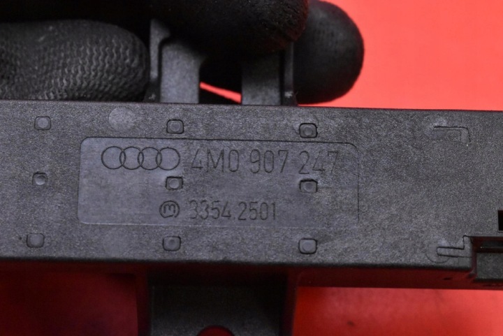 фото №7, Антенна kessy 4m0907247 audi e-tron 55 18-21