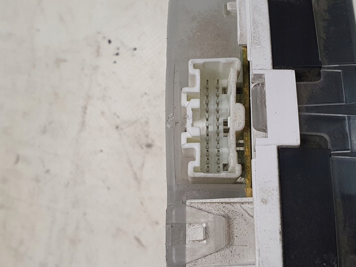 фото №9, Спидометр приборы mazda 6 i gg gy 2.0 16v 03r.